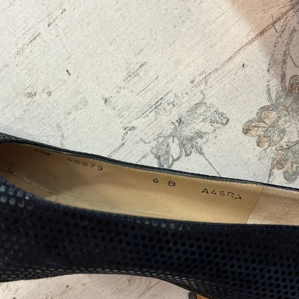Vintage Salvatore Ferragamo Navy Pebble Suede Heels Size 6
